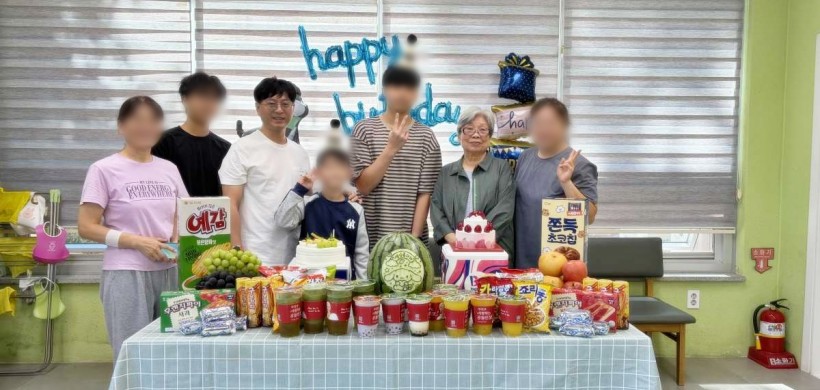 2026.10.04  10월 아동 생일 파티가 진행되었습니다.